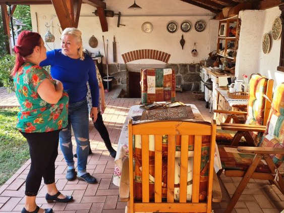 boros betti bodony pajta műhely